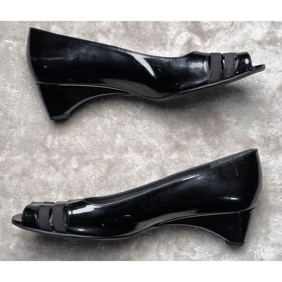 Stuart Weitzman Black Patent Leather Wedge Open Toe Heels Womens Size 9 - Picture 3 of 16